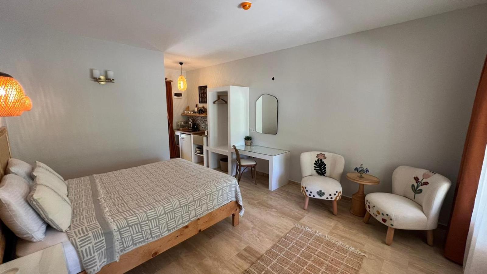 Kybele Garden Bed & Breakfast Каш Екстериор снимка